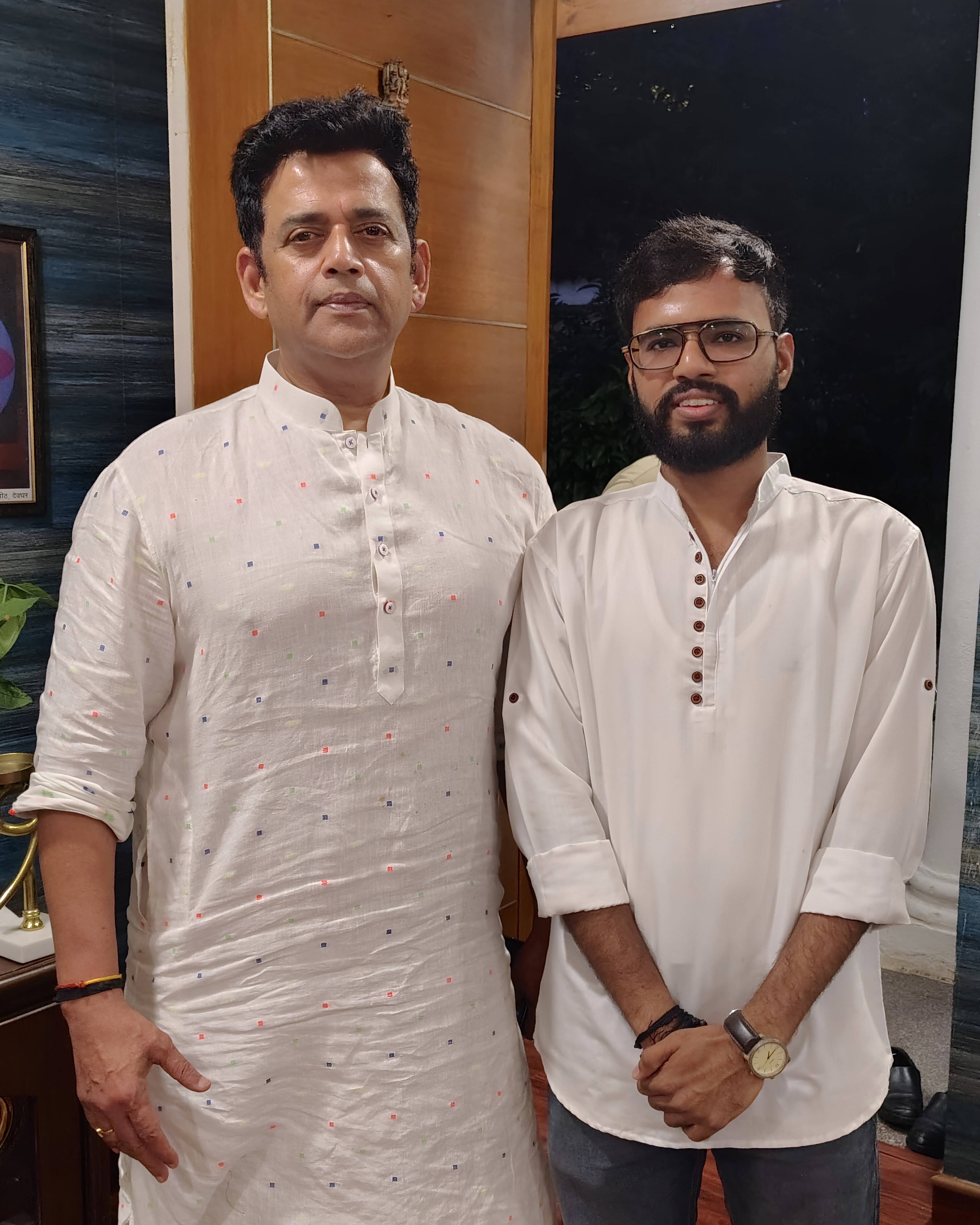 with-ravi-kishan-portrait.jpg