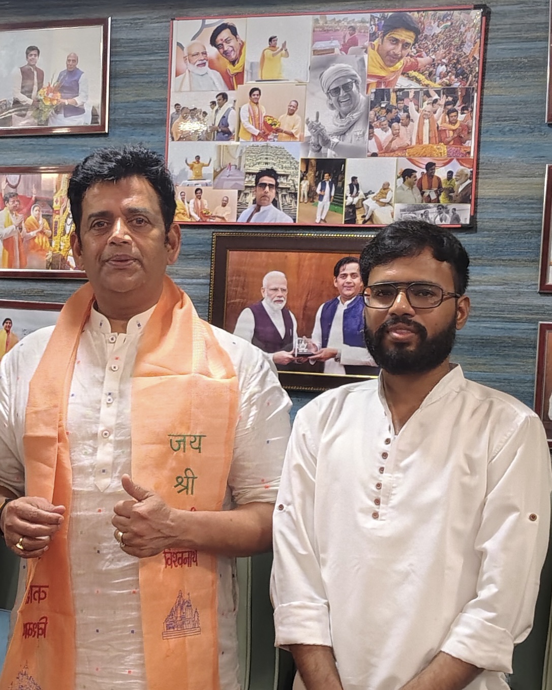 with-ravi-kishan-vishwanath-scarf.jpg